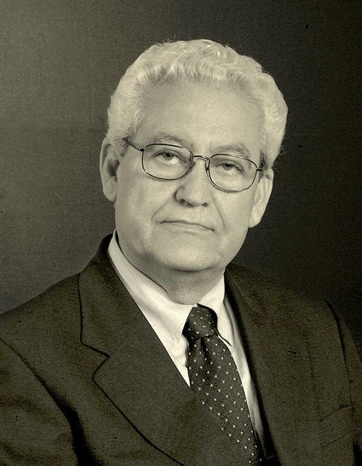 Rafael Escuredo.jpg